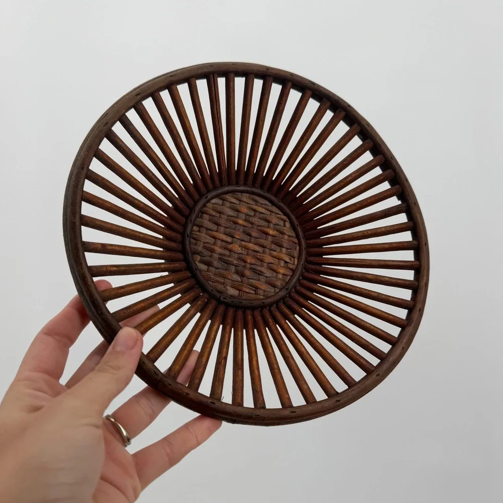 Vintage Bamboo Slat Fruit Bowl Dark Brown Woven Wicker Center Boho Decor 9.5in
